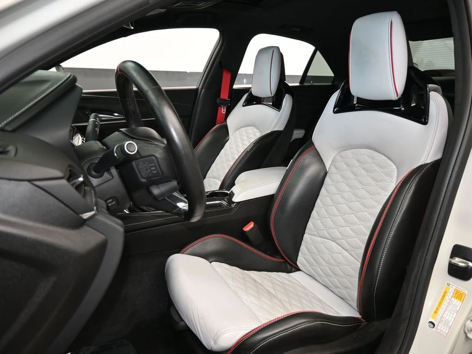 2023 Cadillac CT4-V - Image 10 of 12