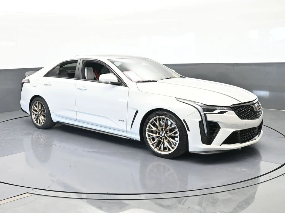 2023 Cadillac CT4-V - Image 8 of 12