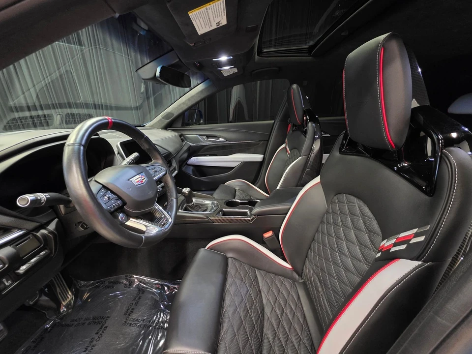 2023 Cadillac CT4-V - Image 22 of 31