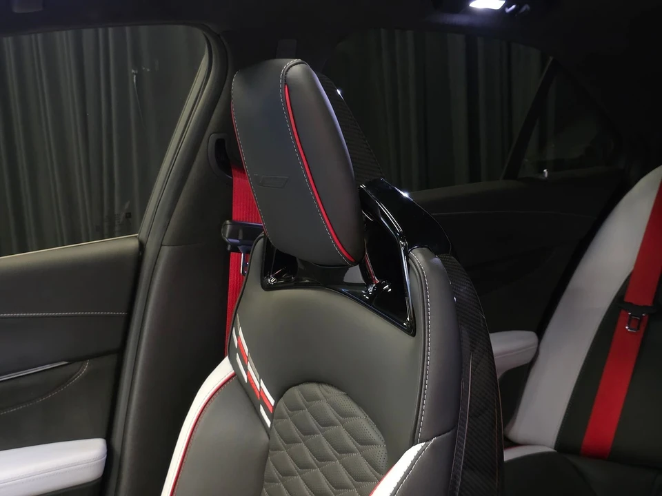 2023 Cadillac CT4-V - Image 23 of 31