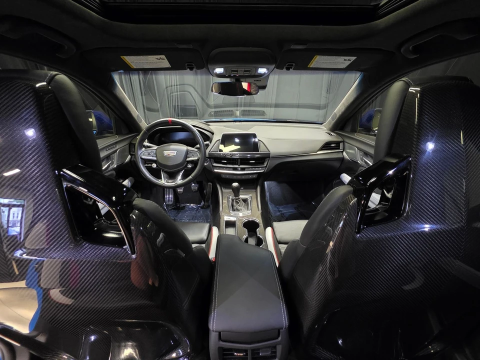 2023 Cadillac CT4-V - Image 2 of 31