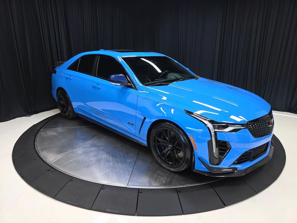 2023 Cadillac CT4-V - Image 17 of 31