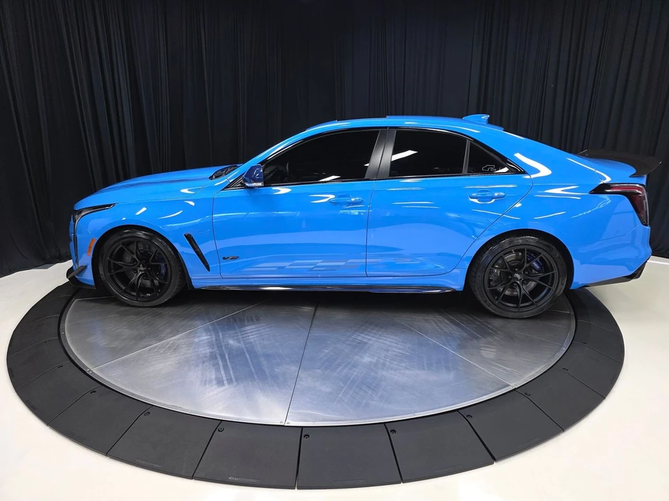 2023 Cadillac CT4-V - Image 12 of 31