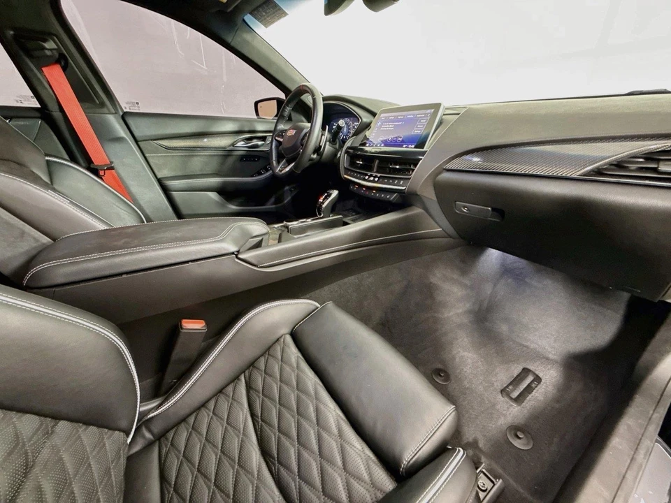 2023 Cadillac CT5-V Blackwing - Image 28 of 31