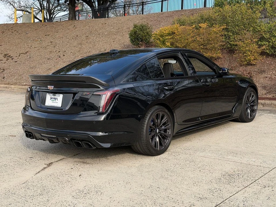 2023 Cadillac CT5-V - Image 5 of 31