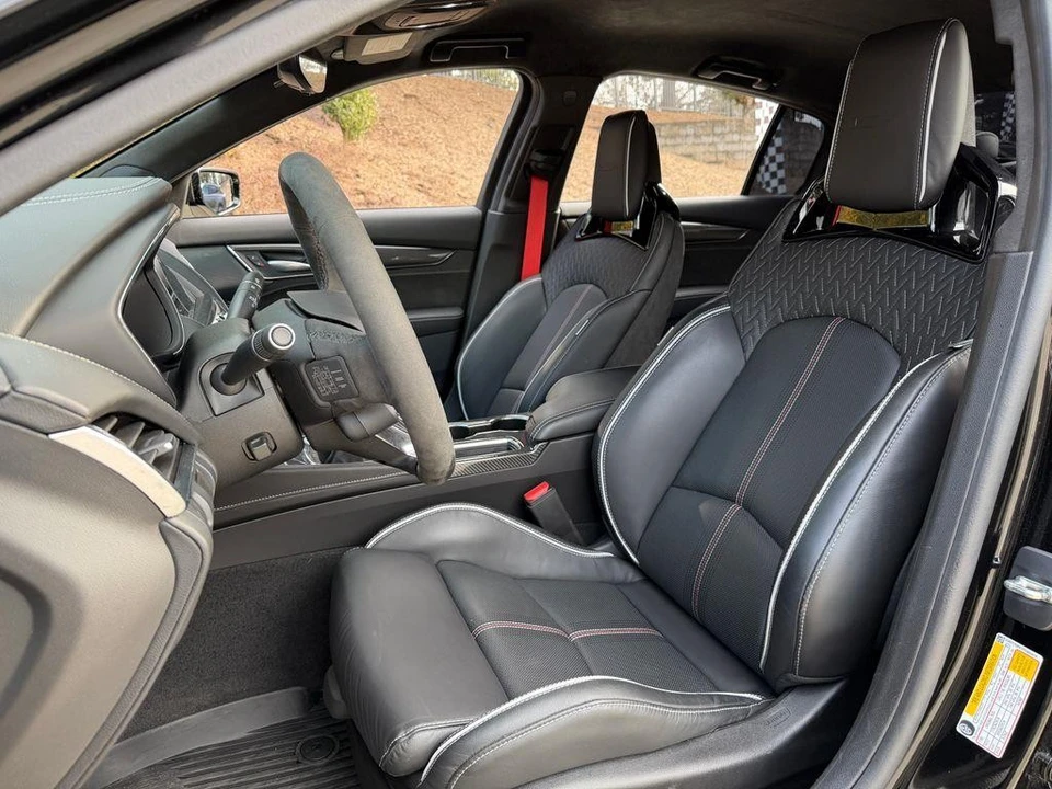 2023 Cadillac CT5-V - Image 18 of 31