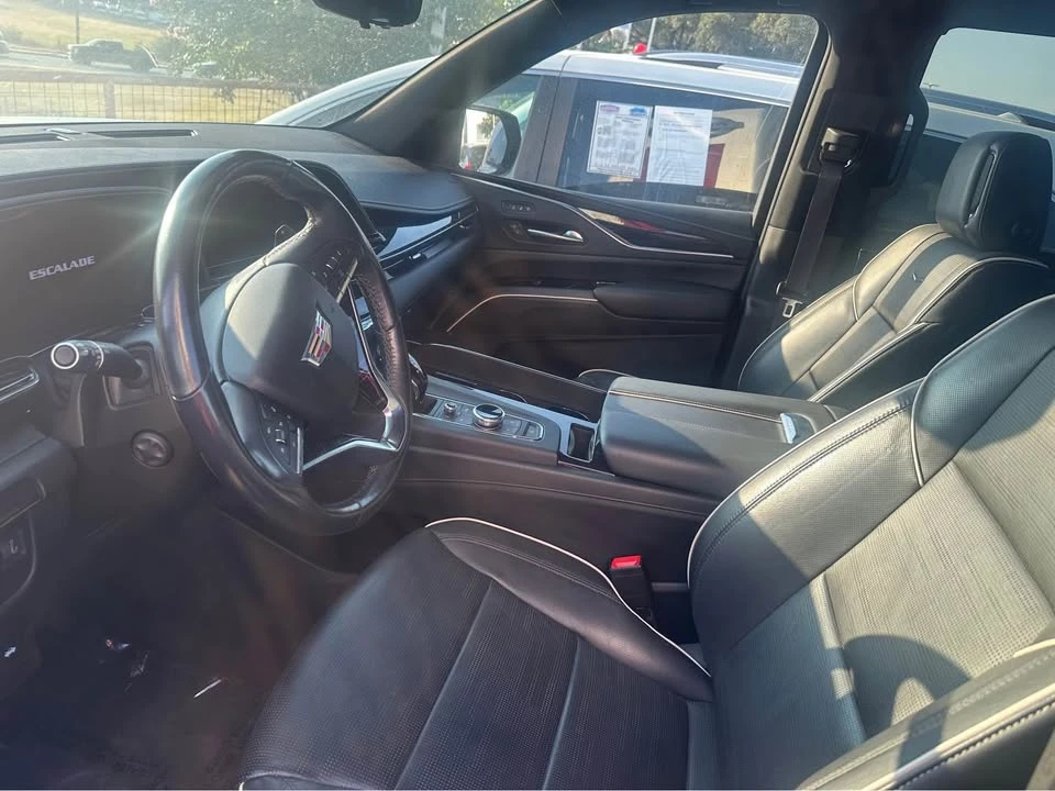 2023 Cadillac Escalade 5th Gen - Image 3 of 5