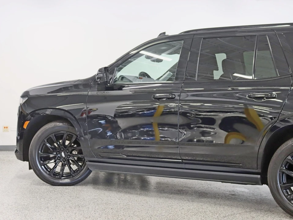 2023 Cadillac Escalade 5th Gen - Image 11 of 21