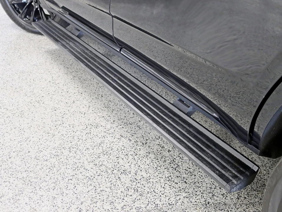 2023 Cadillac Escalade 5th Gen - Image 13 of 21