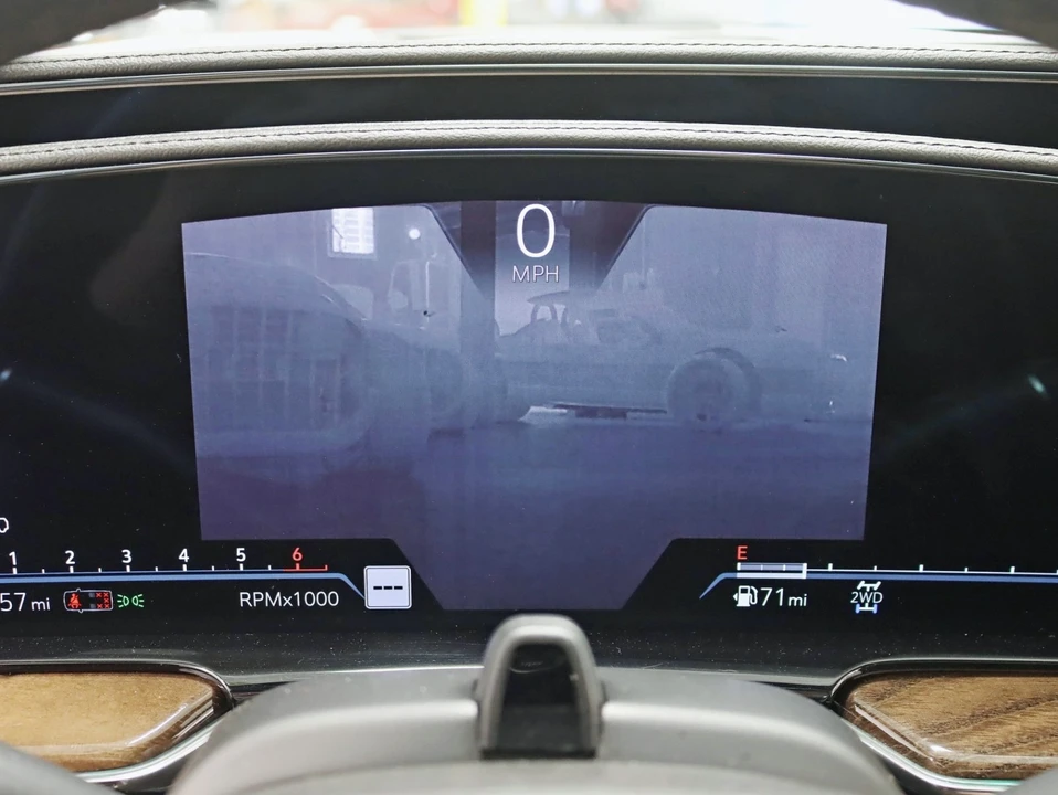 2023 Cadillac Escalade 5th Gen - Image 20 of 21