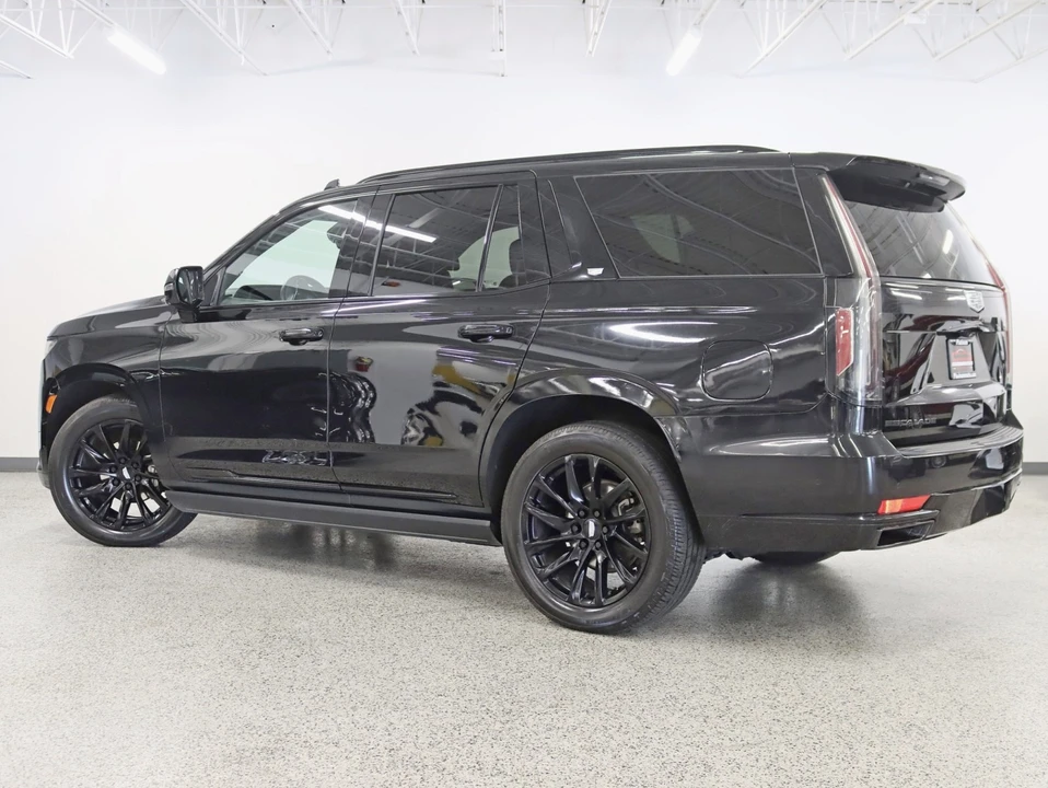 2023 Cadillac Escalade 5th Gen - Image 9 of 21
