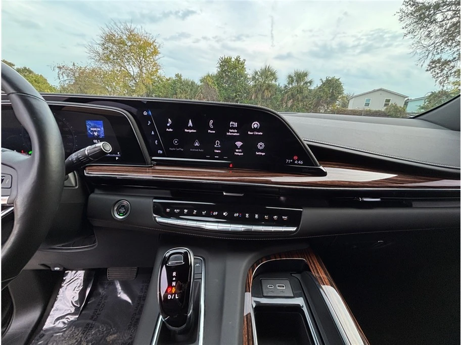 2023 Cadillac Escalade 5th Gen - Image 11 of 21
