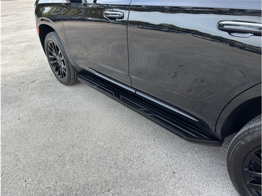 2023 Cadillac Escalade 5th Gen - Image 19 of 21