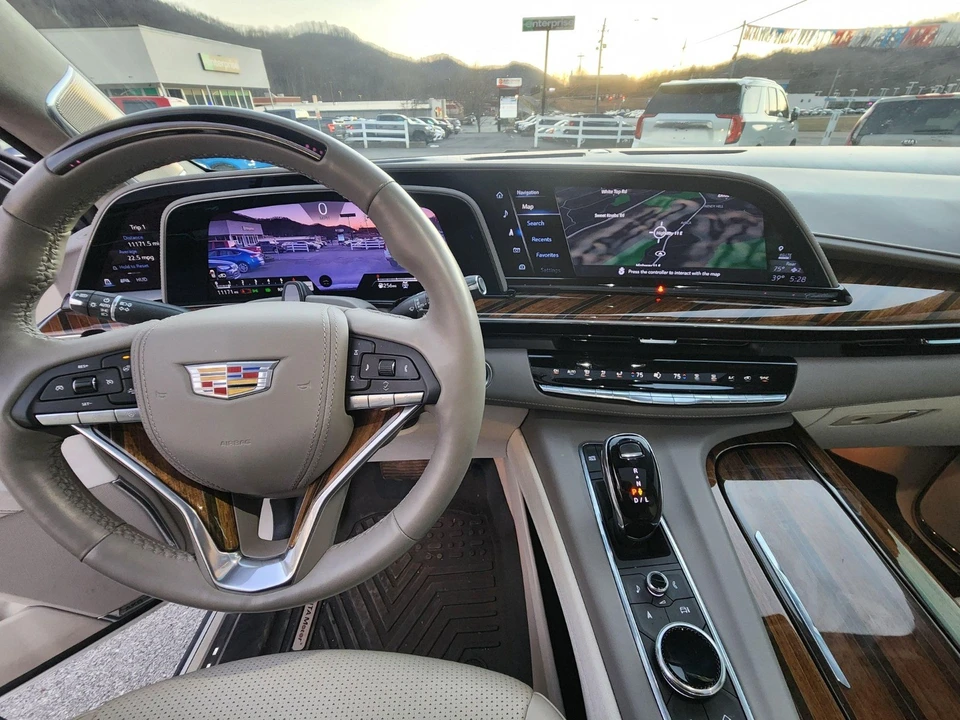 2023 Cadillac Escalade 5th Gen - Image 4 of 21