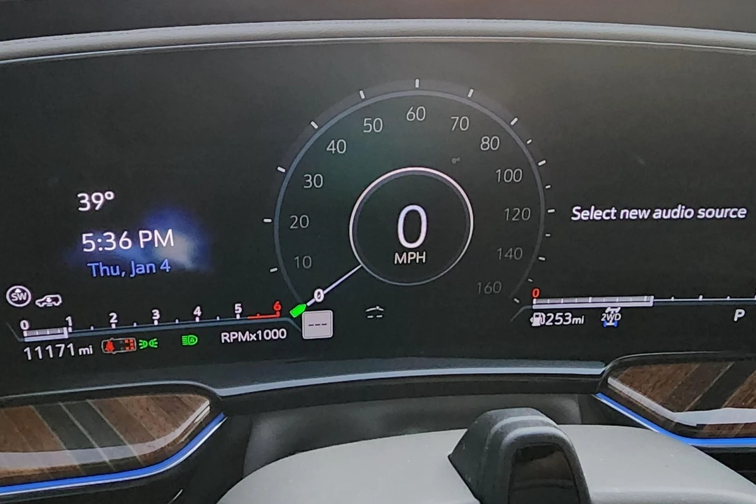 2023 Cadillac Escalade 5th Gen - Image 21 of 21