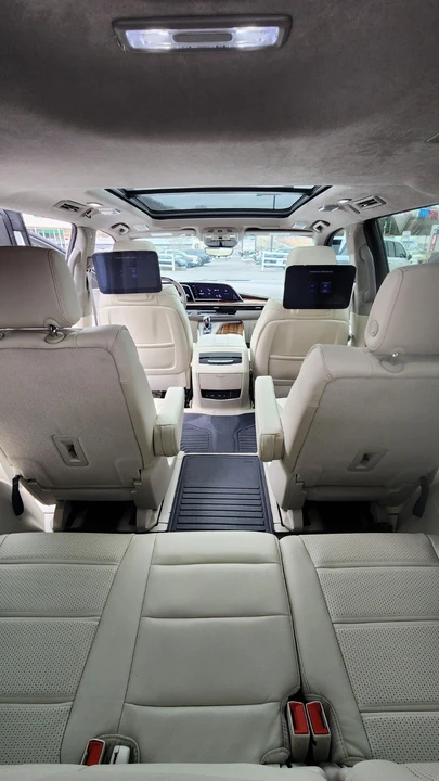 2023 Cadillac Escalade 5th Gen - Image 11 of 21