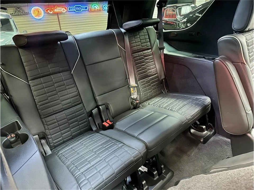 2023 Cadillac Escalade 5th Gen - Image 31 of 31