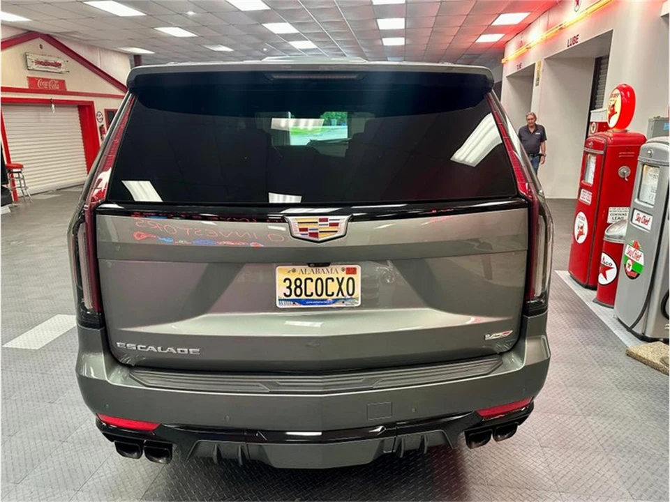 2023 Cadillac Escalade 5th Gen - Image 6 of 31