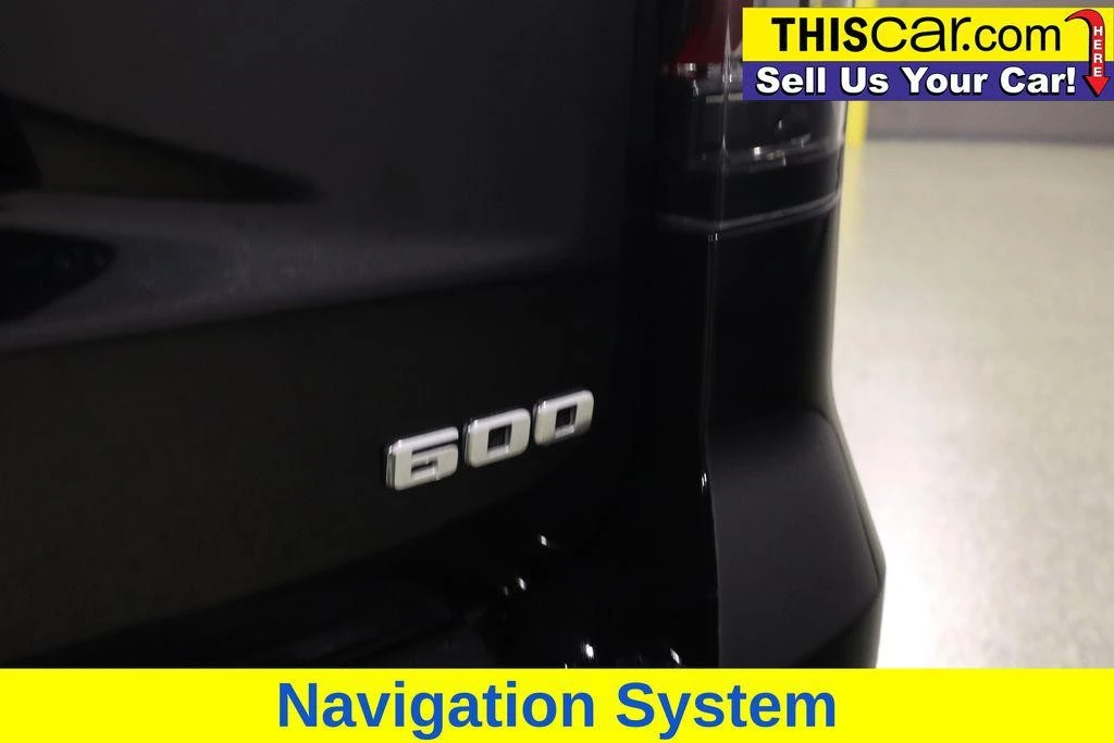 2023 Cadillac Escalade 5th Gen - Image 16 of 31