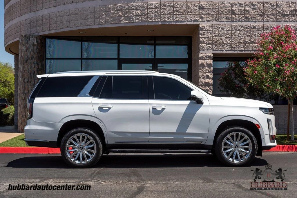 2023 Cadillac Escalade 5th Gen - Image 9 of 12