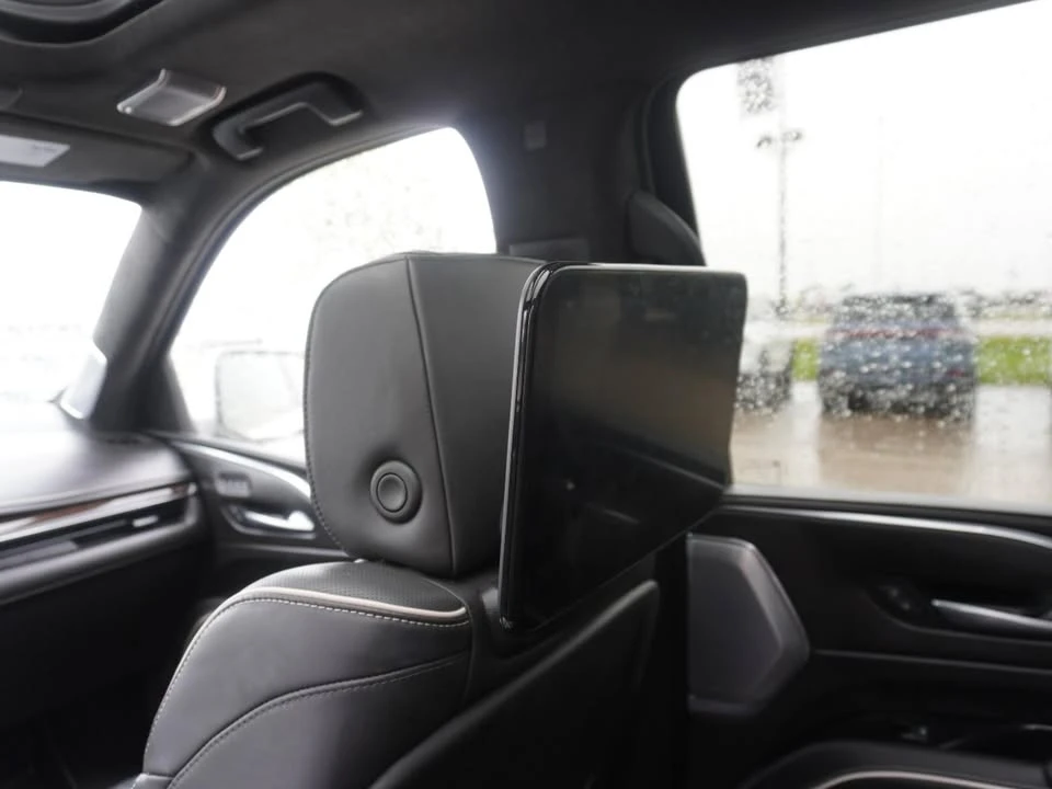 2023 Cadillac Escalade 5th Gen - Image 10 of 20