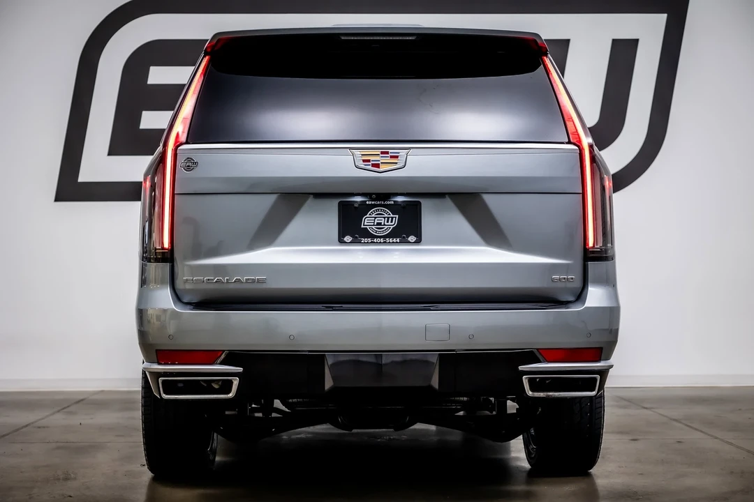 2023 Cadillac Escalade 5th Gen - Image 11 of 21