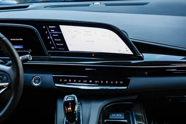 2023 Cadillac Escalade 5th Gen - Image 11 of 12