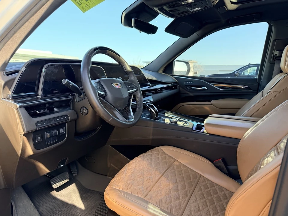 2023 Cadillac Escalade 5th Gen - Image 2 of 6