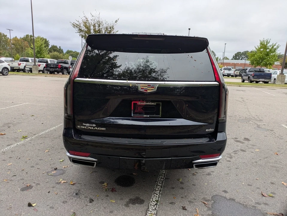 2023 Cadillac Escalade 5th Gen - Image 5 of 12