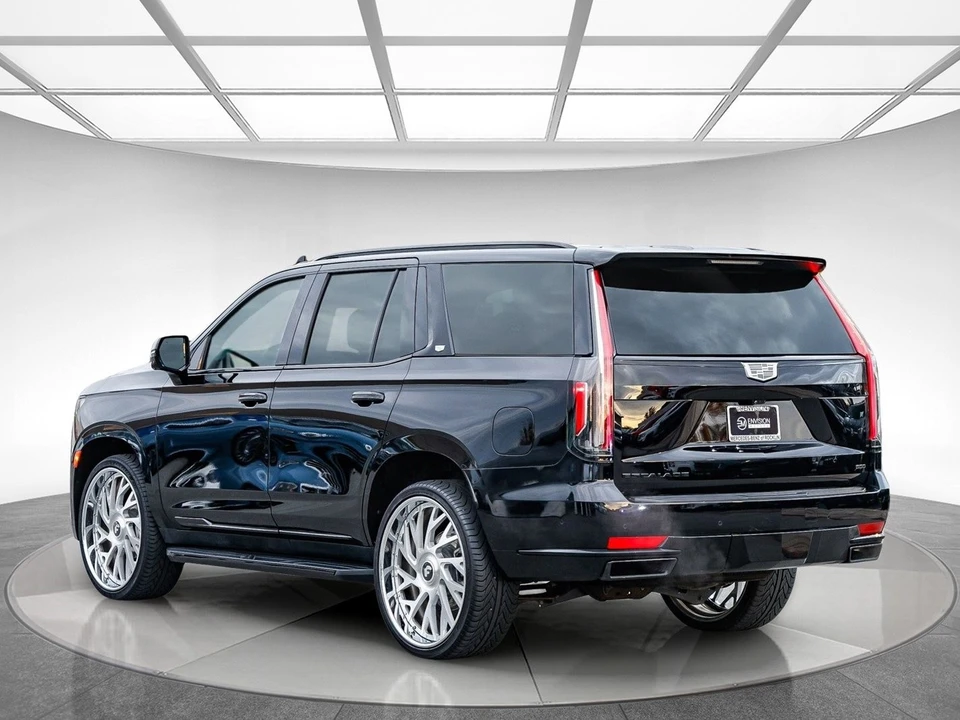 2023 Cadillac Escalade 5th Gen - Image 2 of 12