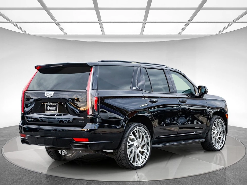 2023 Cadillac Escalade 5th Gen - Image 4 of 12