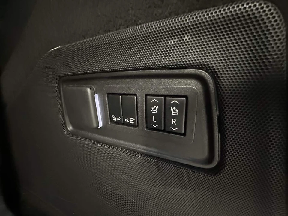 2023 Cadillac Escalade 5th Gen - Image 21 of 21