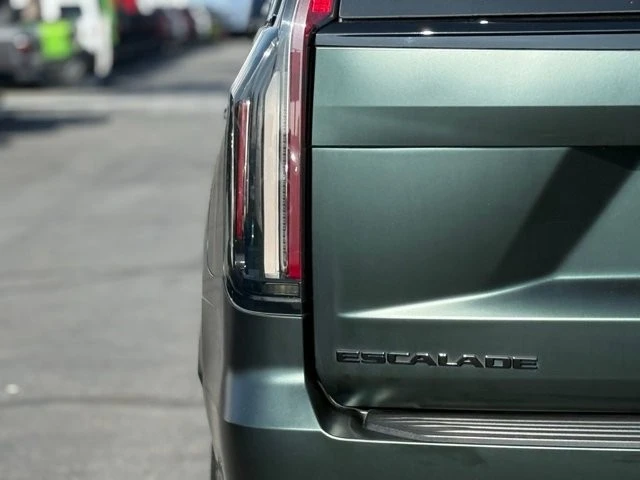 2023 Cadillac Escalade 5th Gen - Image 7 of 12