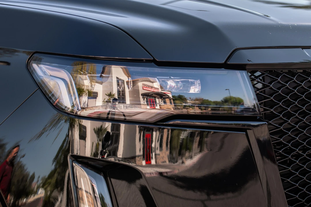 2023 Cadillac Escalade 5th Gen - Image 9 of 31