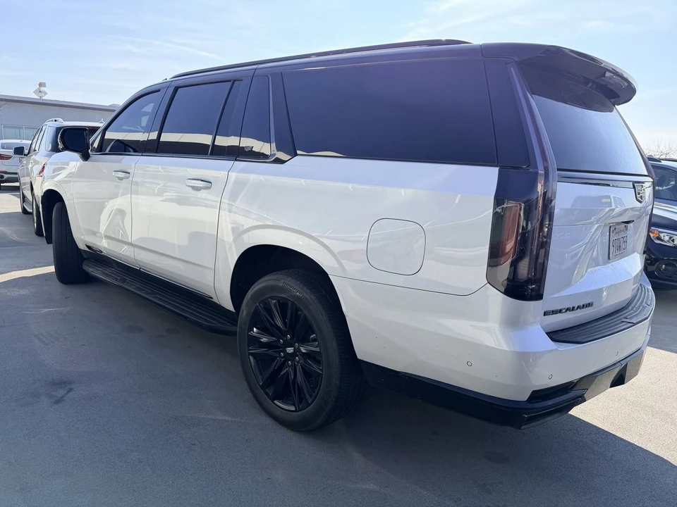 2023 Cadillac Escalade 5th Gen - Image 6 of 6