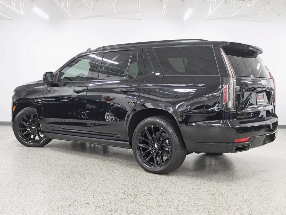 2023 Cadillac Escalade 5th Gen - Image 9 of 21