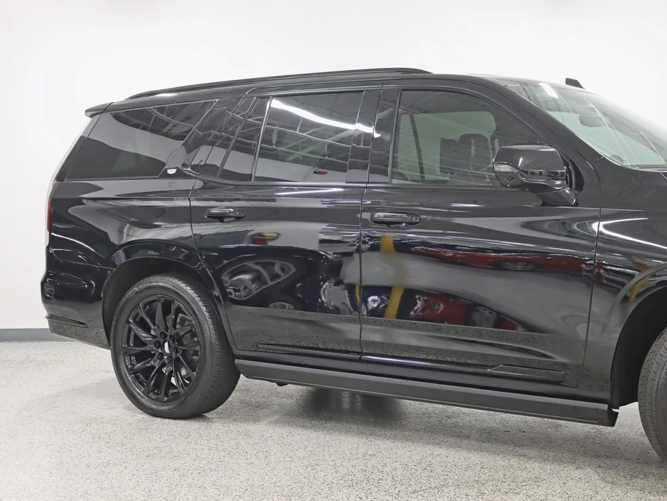 2023 Cadillac Escalade 5th Gen - Image 3 of 21
