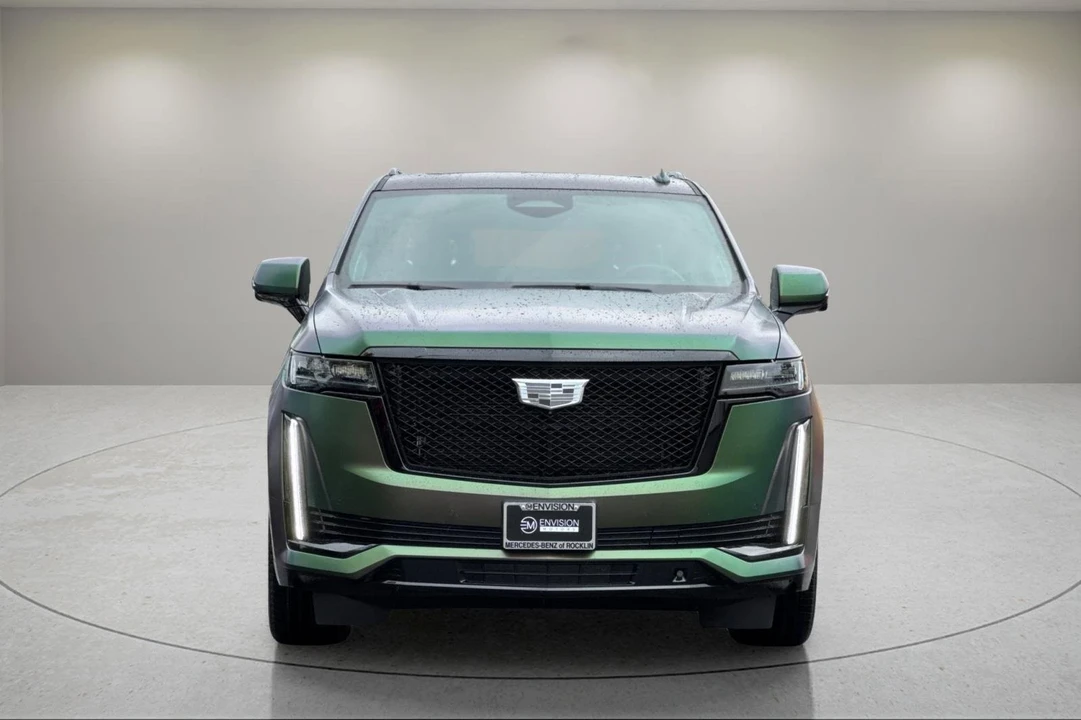 2023 Cadillac Escalade 5th Gen - Image 9 of 12