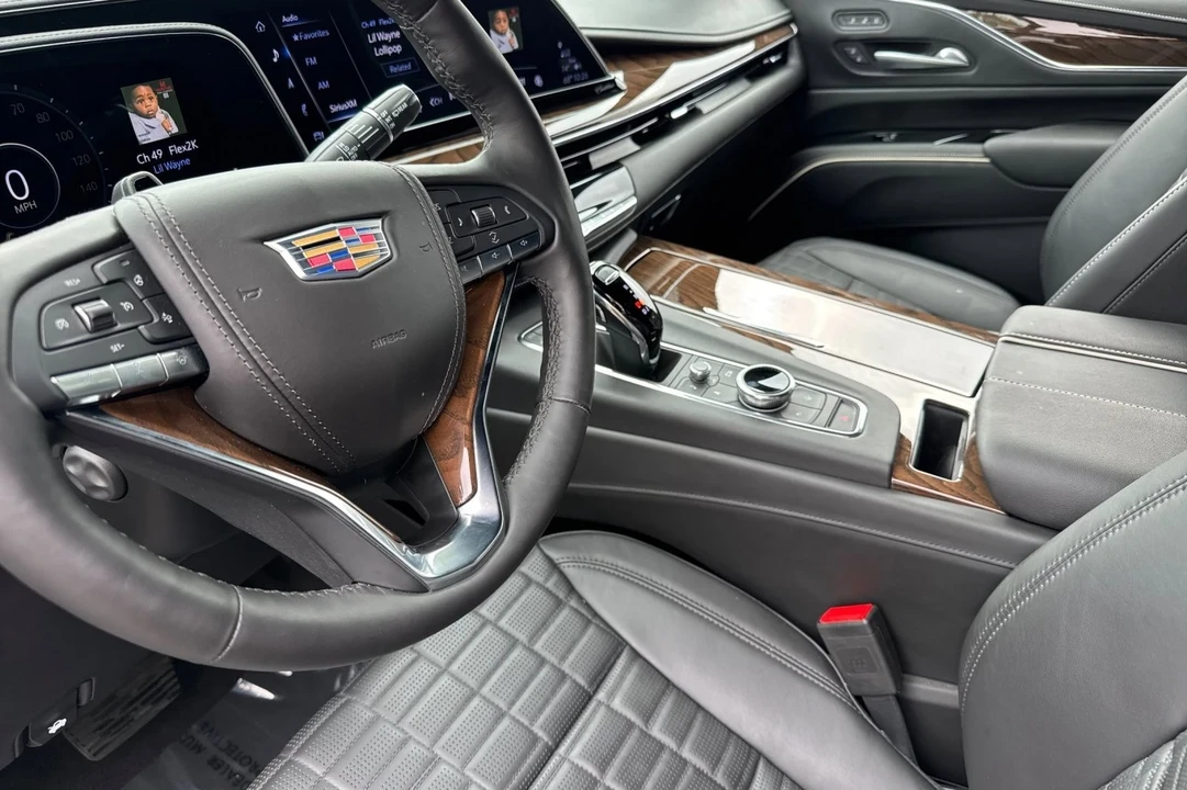 2023 Cadillac Escalade 5th Gen - Image 10 of 12