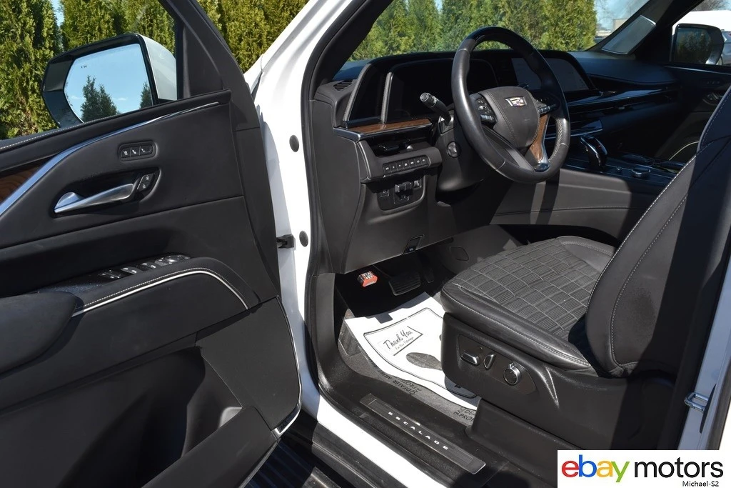 2023 Cadillac Escalade 5th Gen - Image 11 of 21