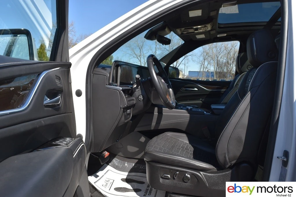 2023 Cadillac Escalade 5th Gen - Image 10 of 21
