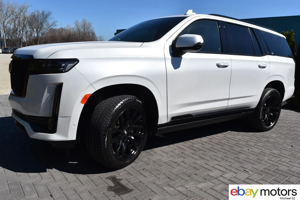 2023 Cadillac Escalade 5th Gen - Image 9 of 21