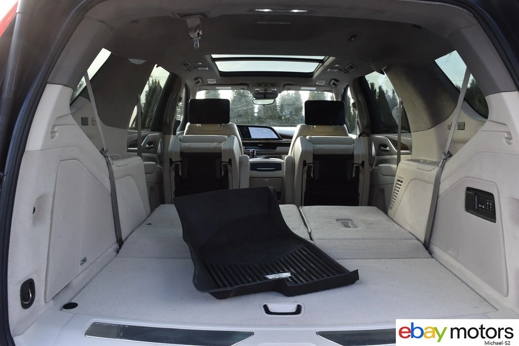2023 Cadillac Escalade 5th Gen - Image 16 of 21