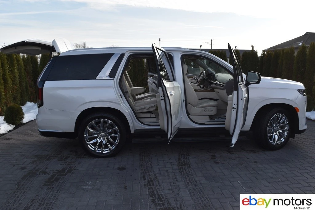 2023 Cadillac Escalade 5th Gen - Image 20 of 21