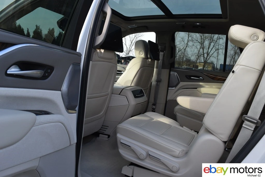 2023 Cadillac Escalade 5th Gen - Image 13 of 21