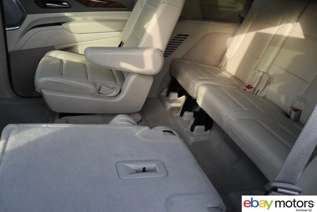 2023 Cadillac Escalade 5th Gen - Image 14 of 21
