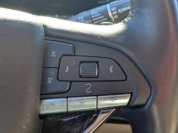 2023 Cadillac Escalade 5th Gen - Image 12 of 16