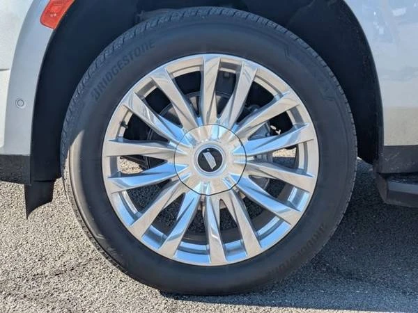 2023 Cadillac Escalade 5th Gen - Image 9 of 16