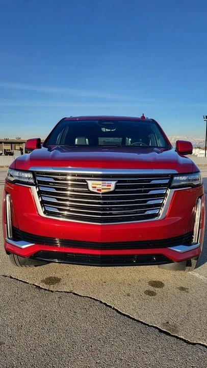 2023 Cadillac Escalade 5th Gen - Image 8 of 12