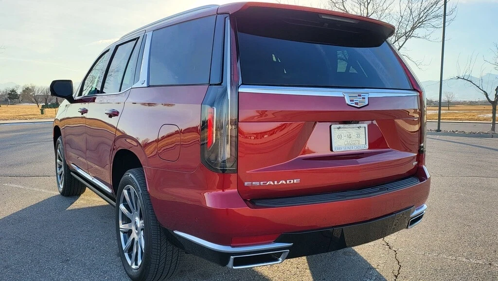 2023 Cadillac Escalade 5th Gen - Image 3 of 12